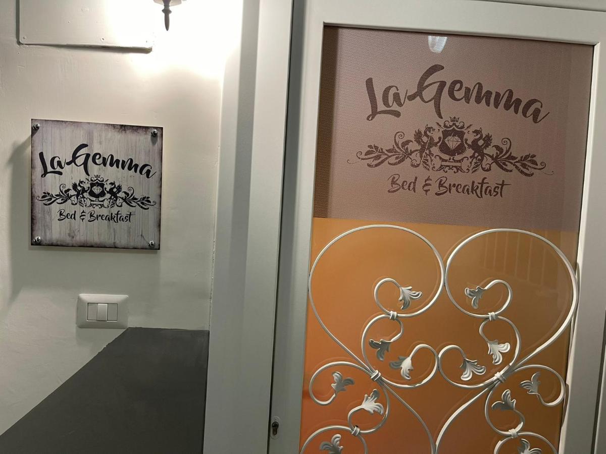 Beb La Gemma Acomodação com café da manhã Nápoles Exterior foto